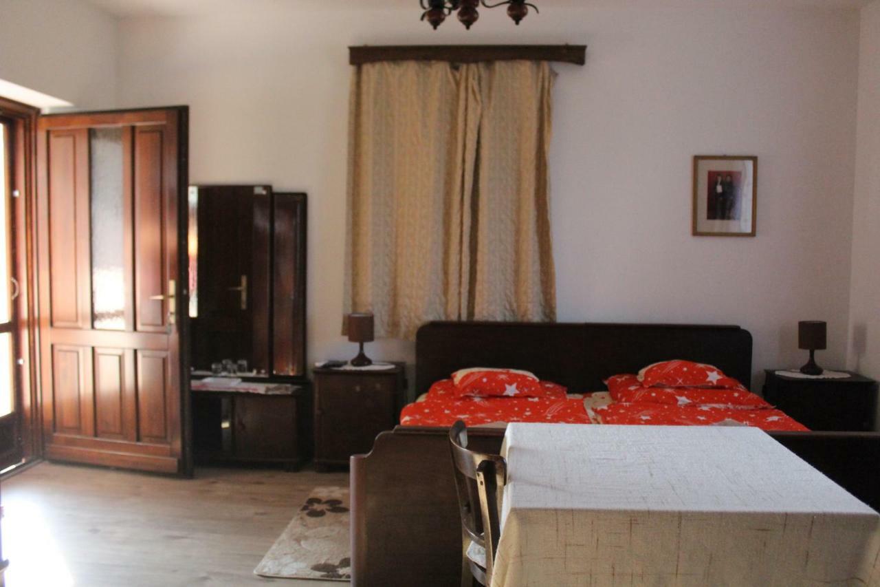 Eszter-Haz Vendeghaz Kerekegyhaza Hotel Luaran gambar